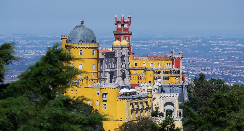 Foto panoramica del Palácio da Pena, Sintra.