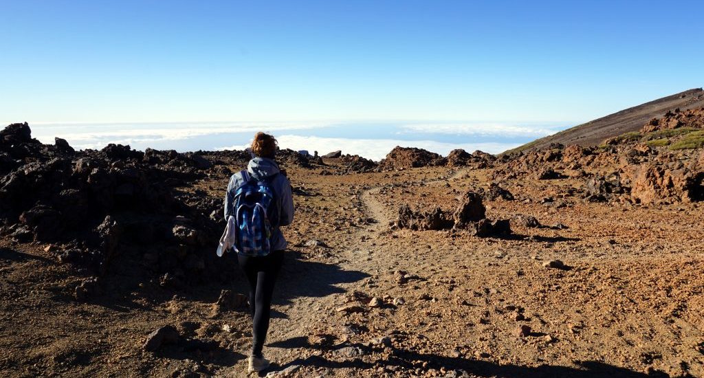 Foto di un sentiero da trekking sul Teide.