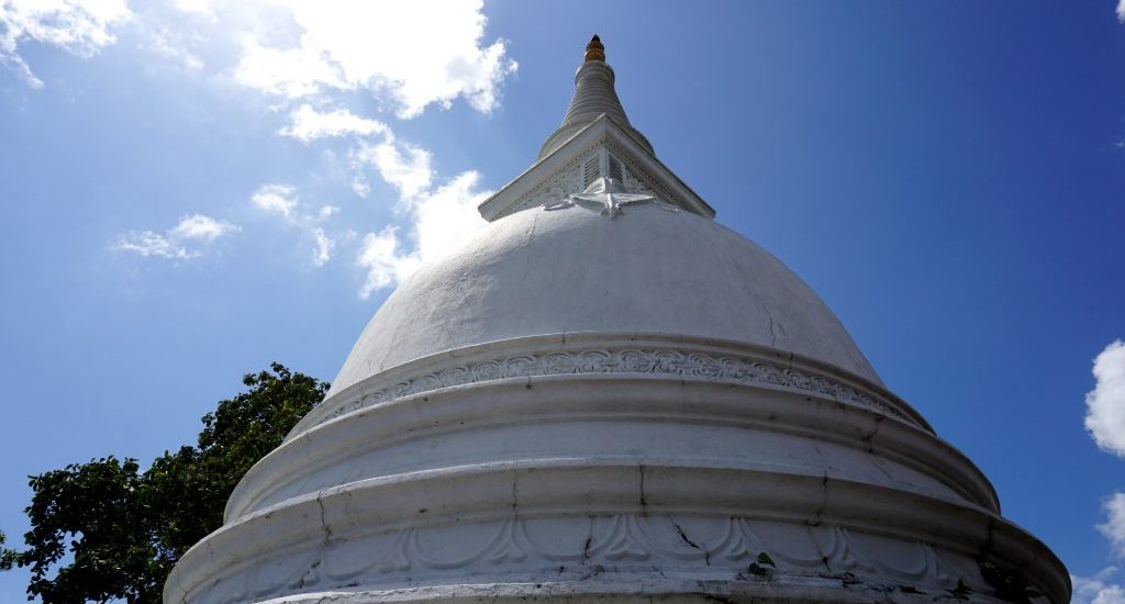 Foto di una dagoba ad Anuradhapura, Sri Lanka.