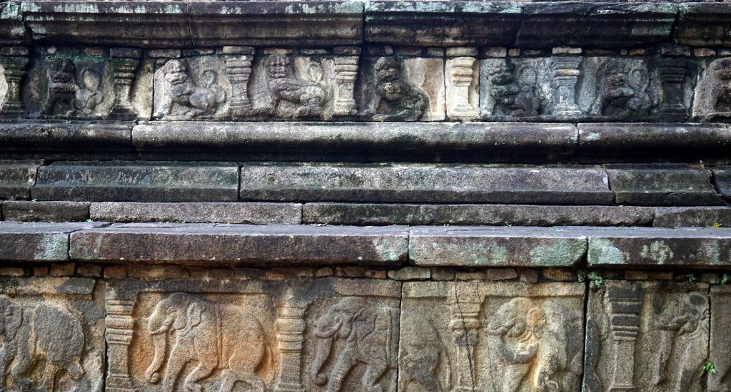 Dettaglio di una rovina a Polonnaruwa, Sri Lanka.