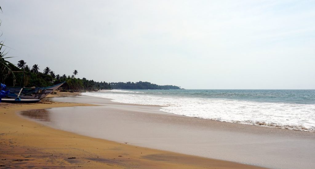 Foto di una spiaggia in Sri Lanka.